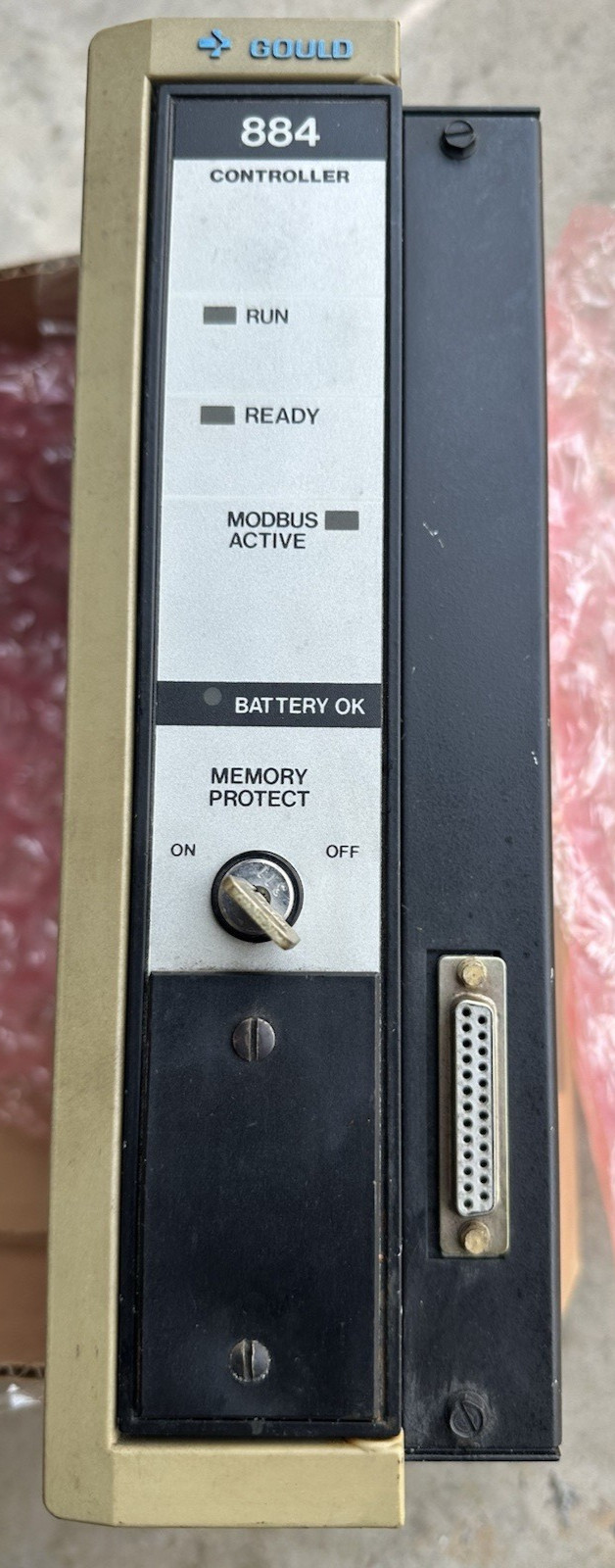 Gould Modicon 884 Controller + B233-501 24VDC Input Module PLC Automation Lot