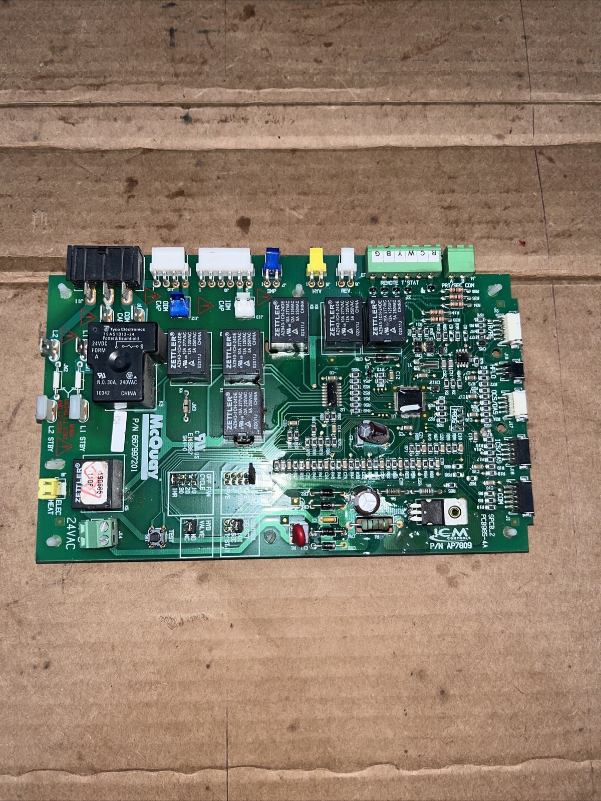 Mcquay 667997201 Control Circuit Board AP7809 PCB985-4A