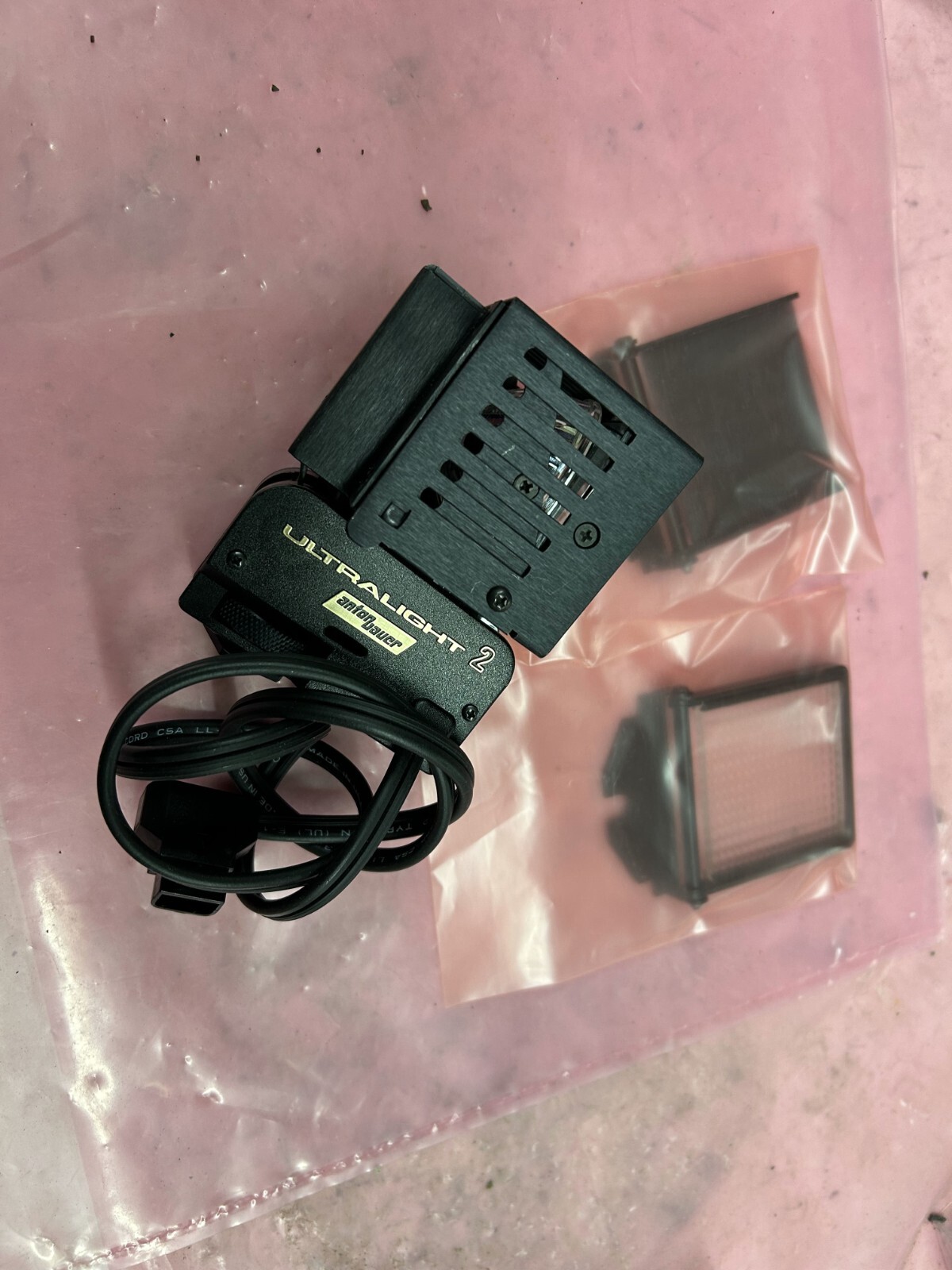 Anton Bauer UL2-20 Ultralight, Camera Mounted Light used condition working