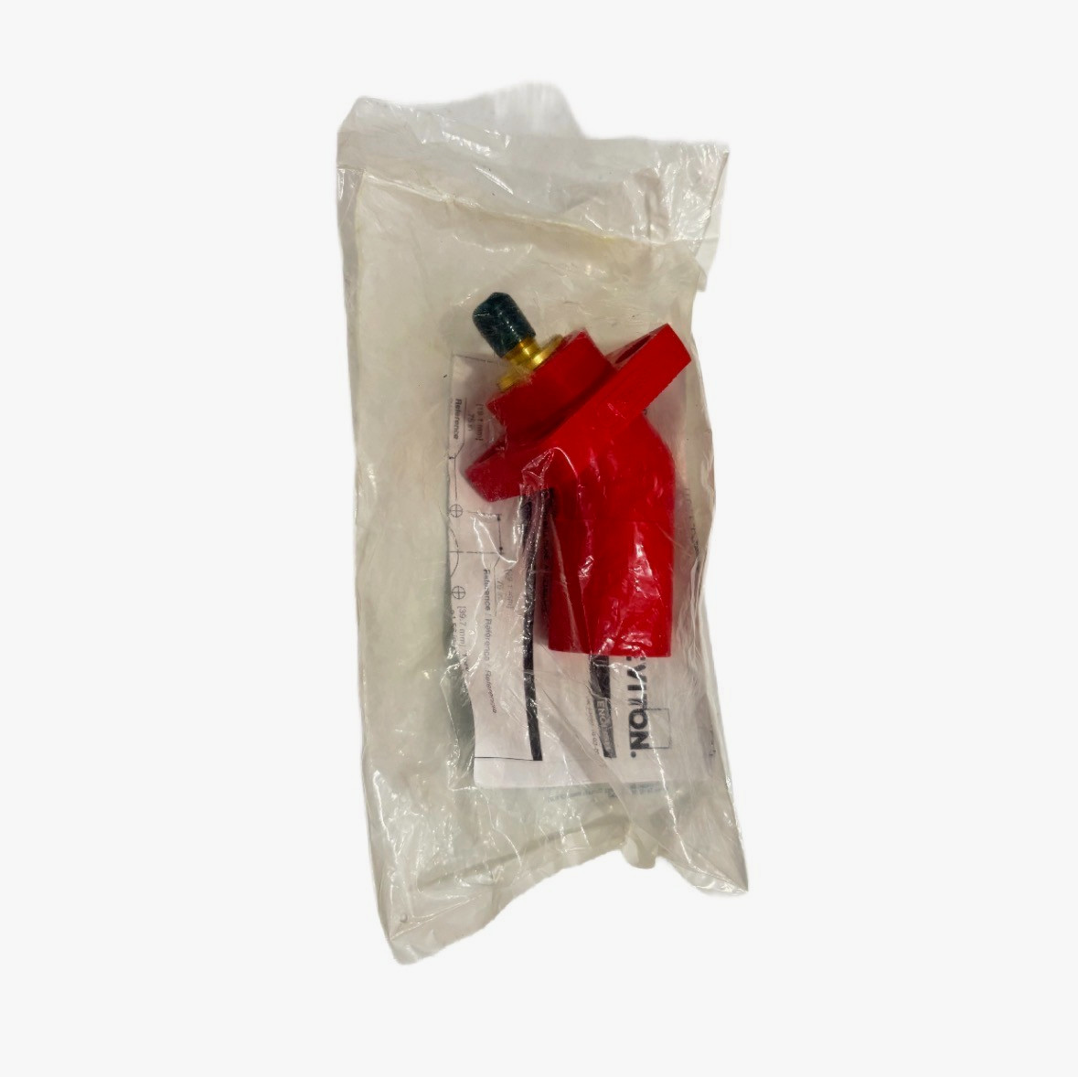 LEVITON 163-16R29-UR MALE PANEL CONNECT 45DEG RED