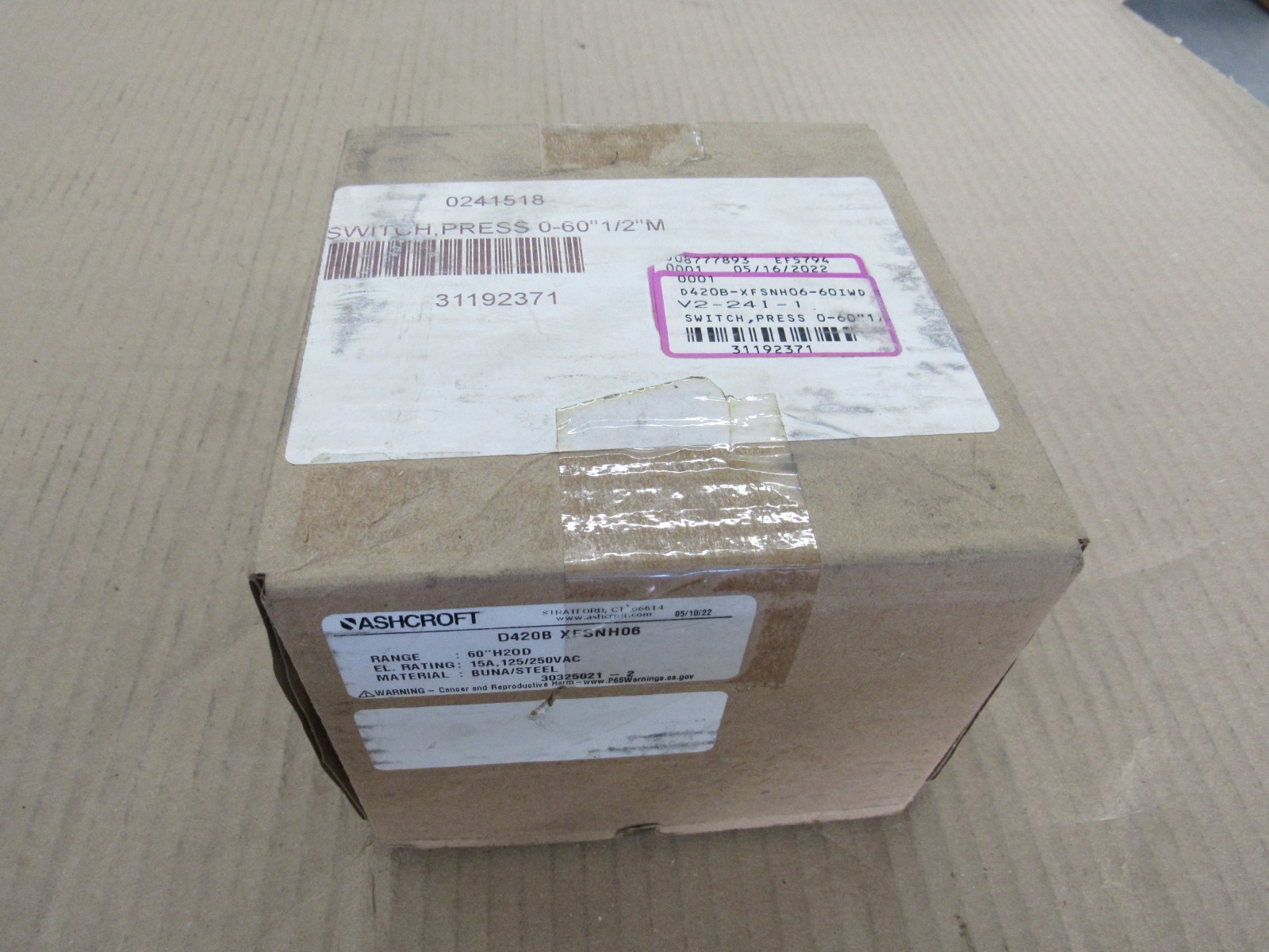 Ashcroft D420B XFSNH06 pressure switch 60"H20D