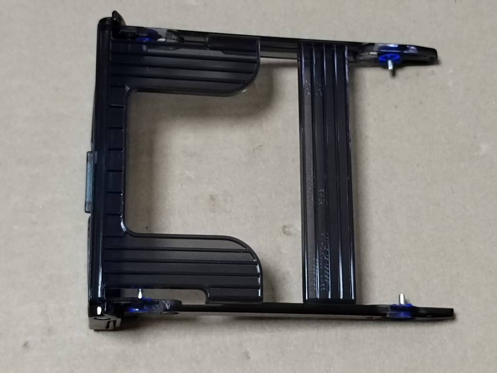 HP For z600 hard disk shelf Z820 Z800 Z620 hard disk bay 506601-002