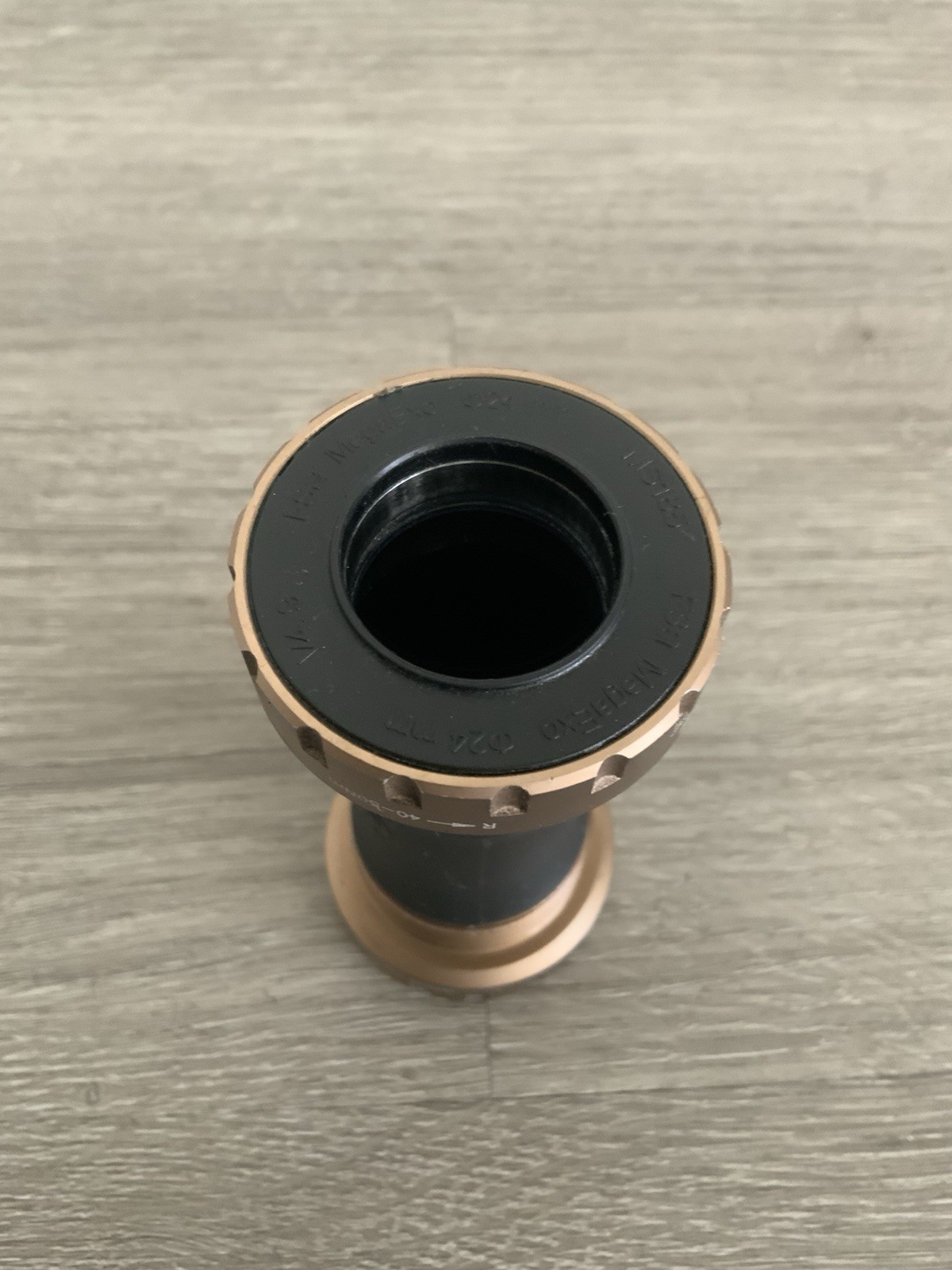 FSA MEGA-EXO BOTTOM BRACKET BRITISH THREADED APPEARS UNUSED