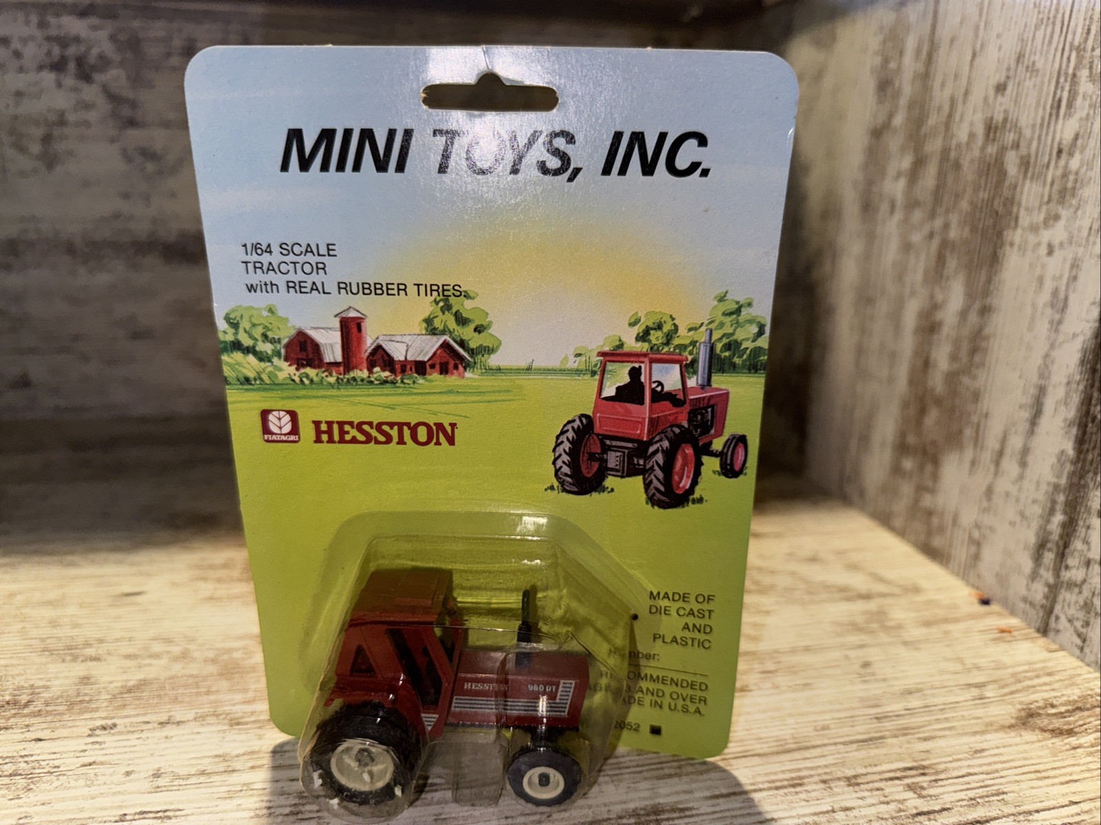 1/64 Scale Mini Toys Inc Hesston 980 DT Tractor 4WD  Cab  Die-Cast & Plastic