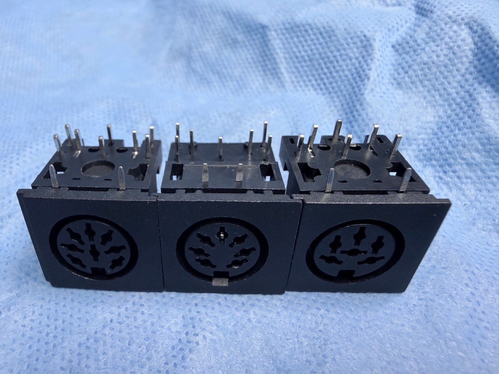DIN Set for Commodore C64 - Power / Serial / Video