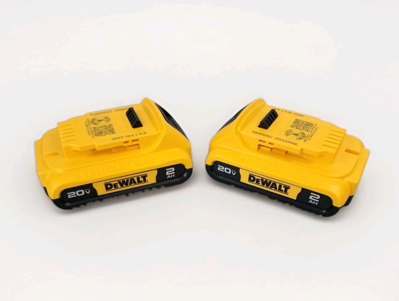 DeWalt DCK274E2 20v Brushless 2-Tool Combo Kit w/ 2 Power Stacks