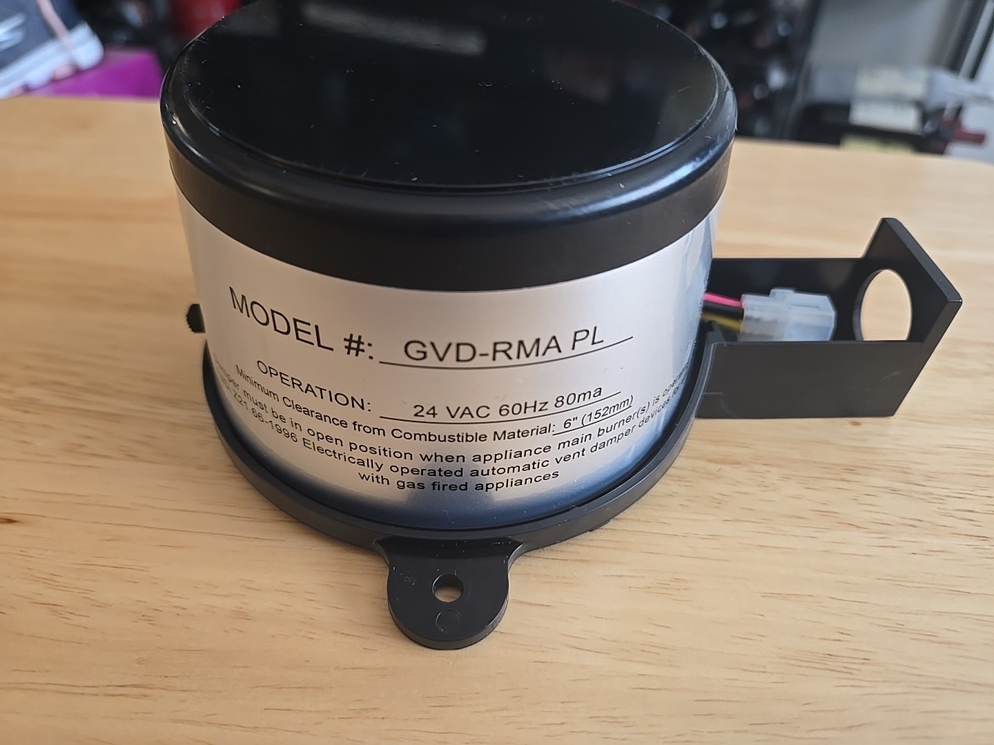 GVD RMA PL Vent Damper Motor 46491600 Boiler Damper Motor 24VAC 60Hz 80mA CSA US
