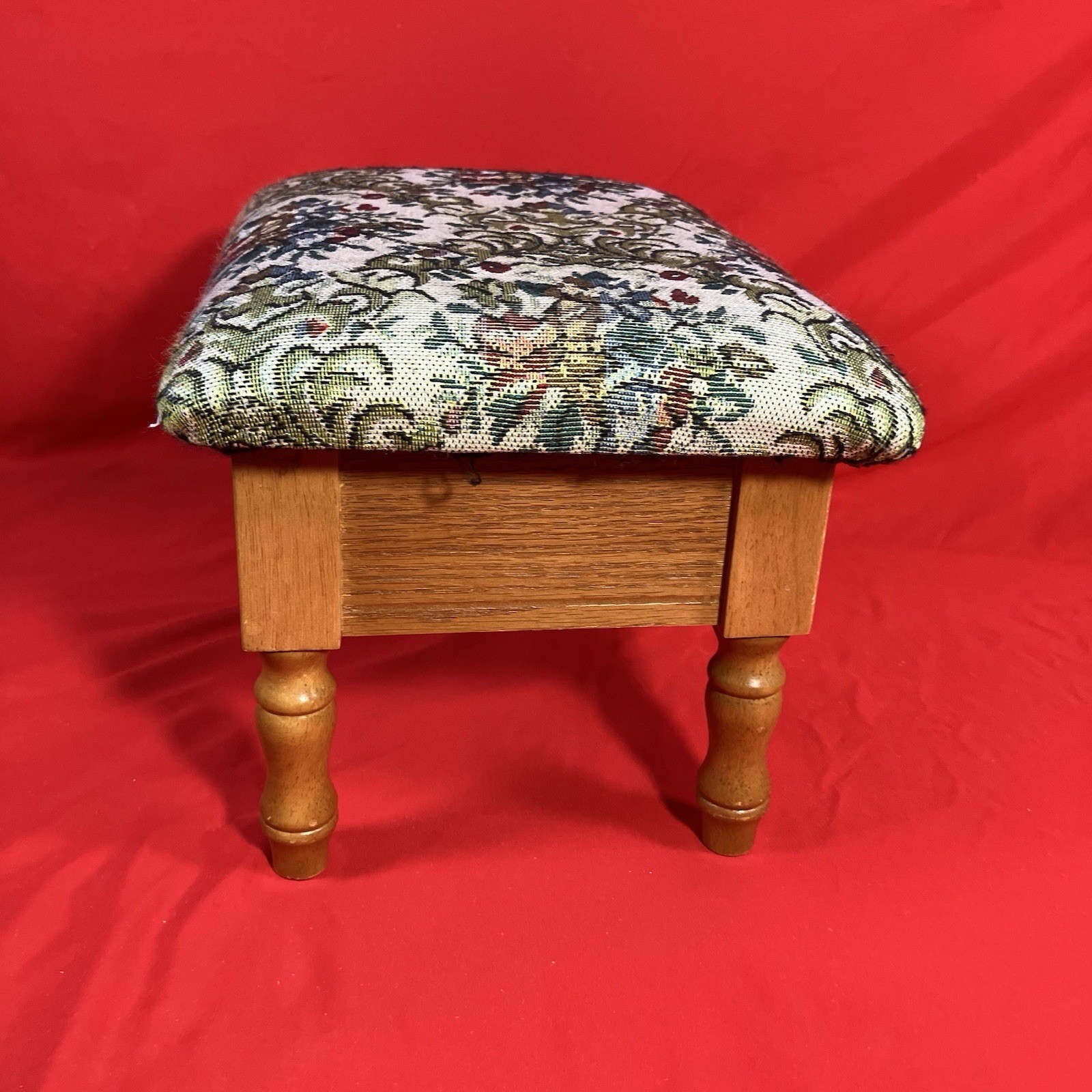 Decorative French Country Footstool / Floral Tapestry / Oak / Removable Legs