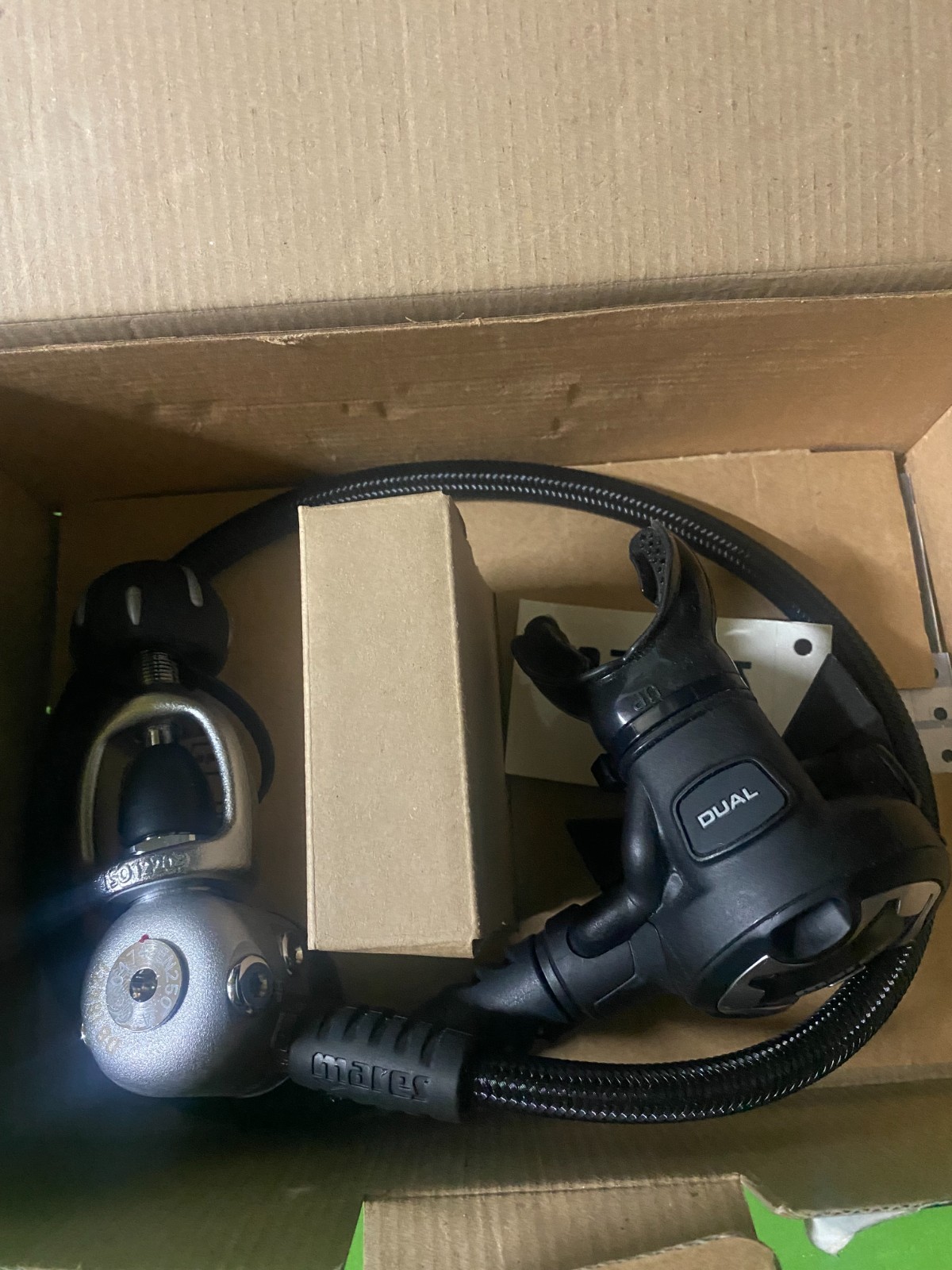 Mares Dual 15X Regulator (INT/Yoke)
