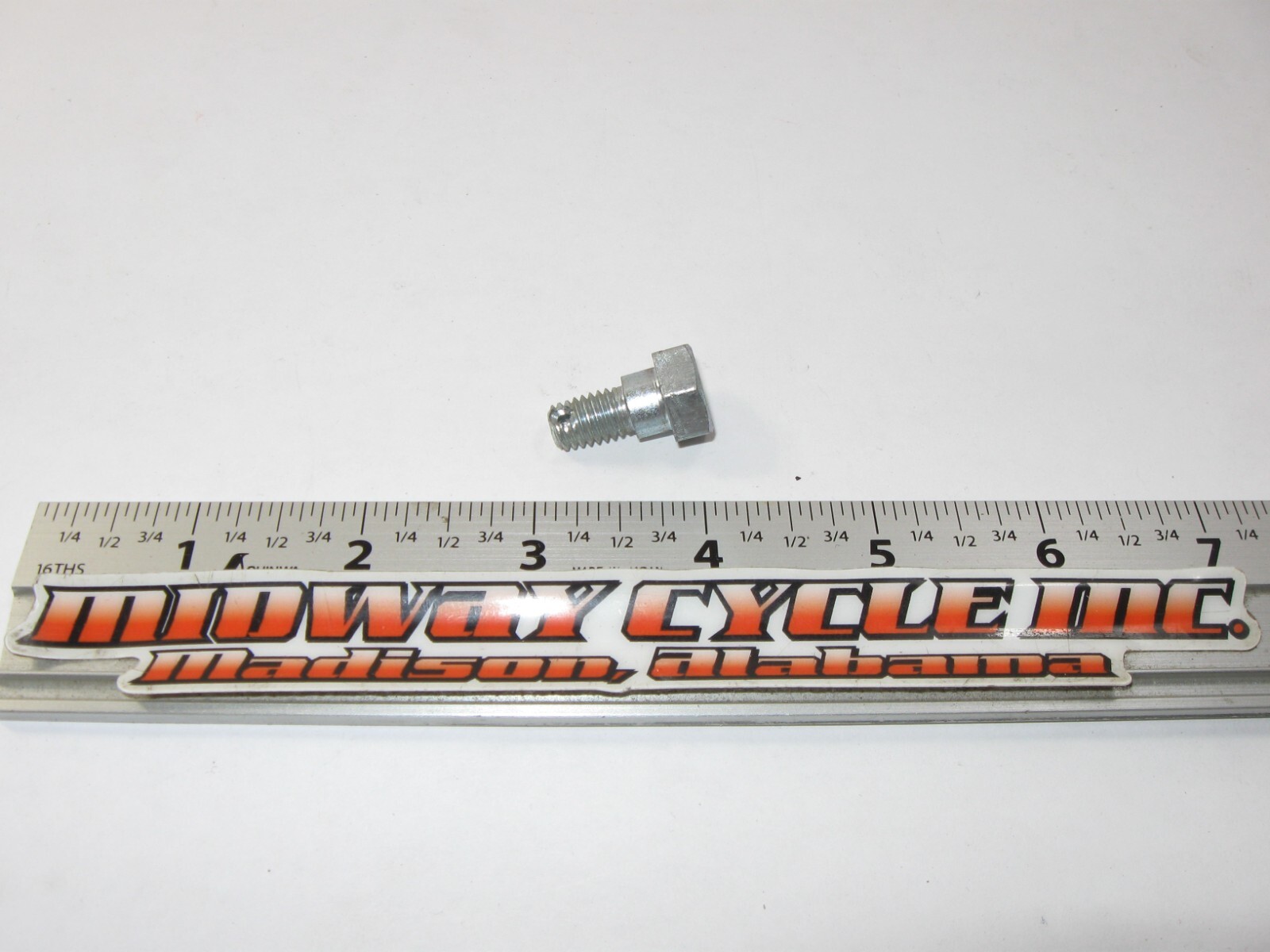 HONDA 68 69 CL175A  NOS OEM REAR BRAKE STOPPER BOLT 90133-240-000 jh