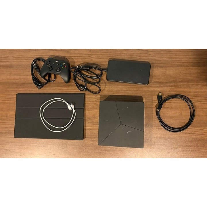 Alienware AND Portable Monitor AND XBOX CONTROLLER BUNDLE