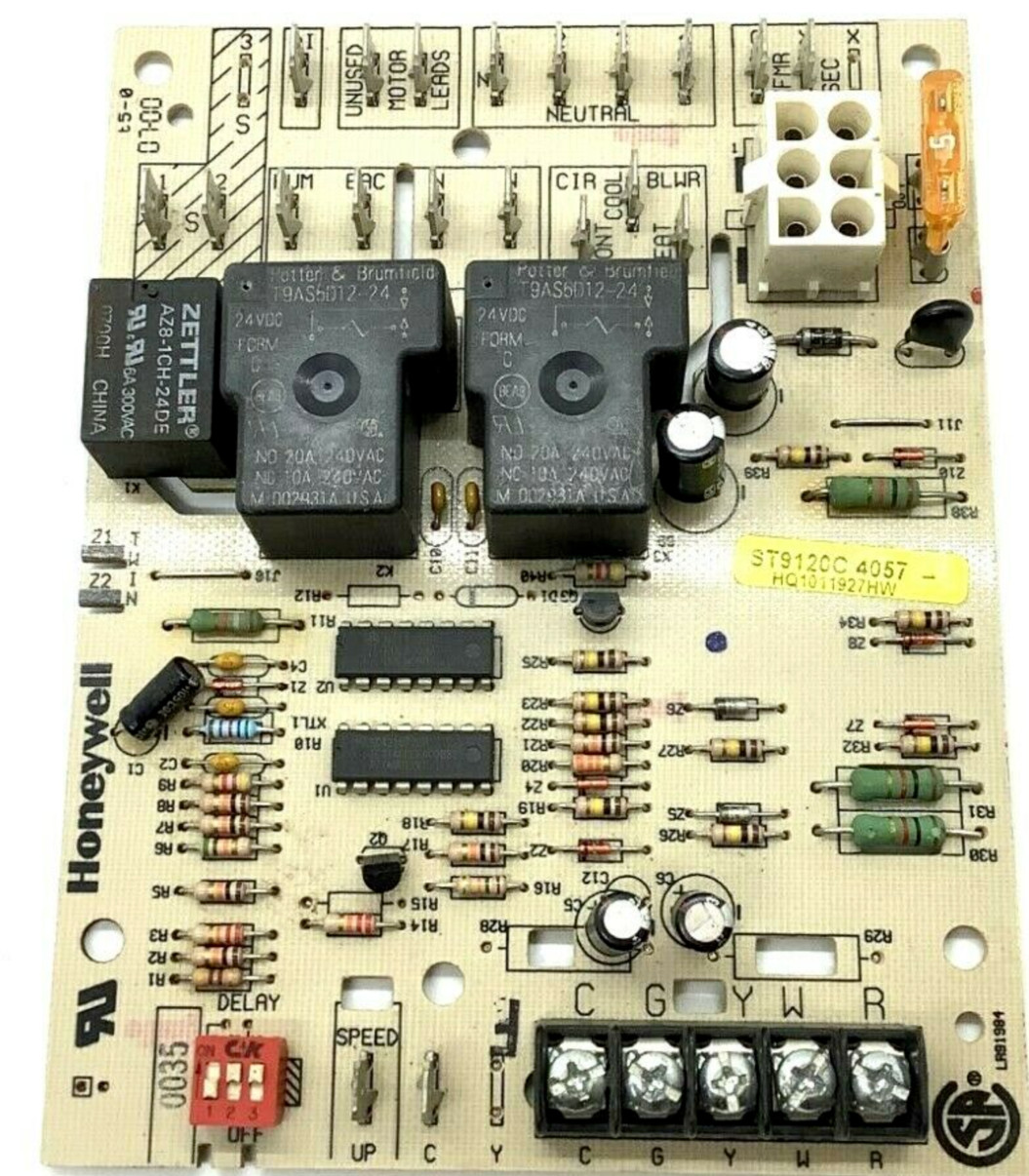 ST9120C 4057 w/ new MOUNTING PEGS ST9120C4057 Furnace control board HQ1011927HW