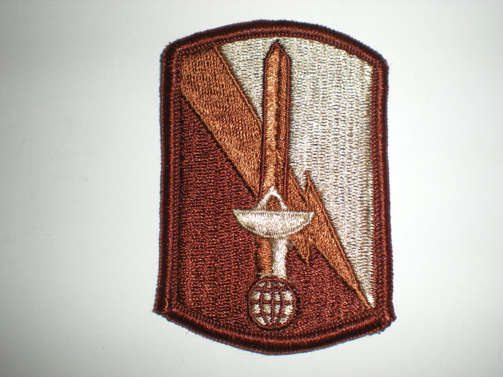 US ARMY 21ST SIGNAL BRIGADE PATCH - DESERT