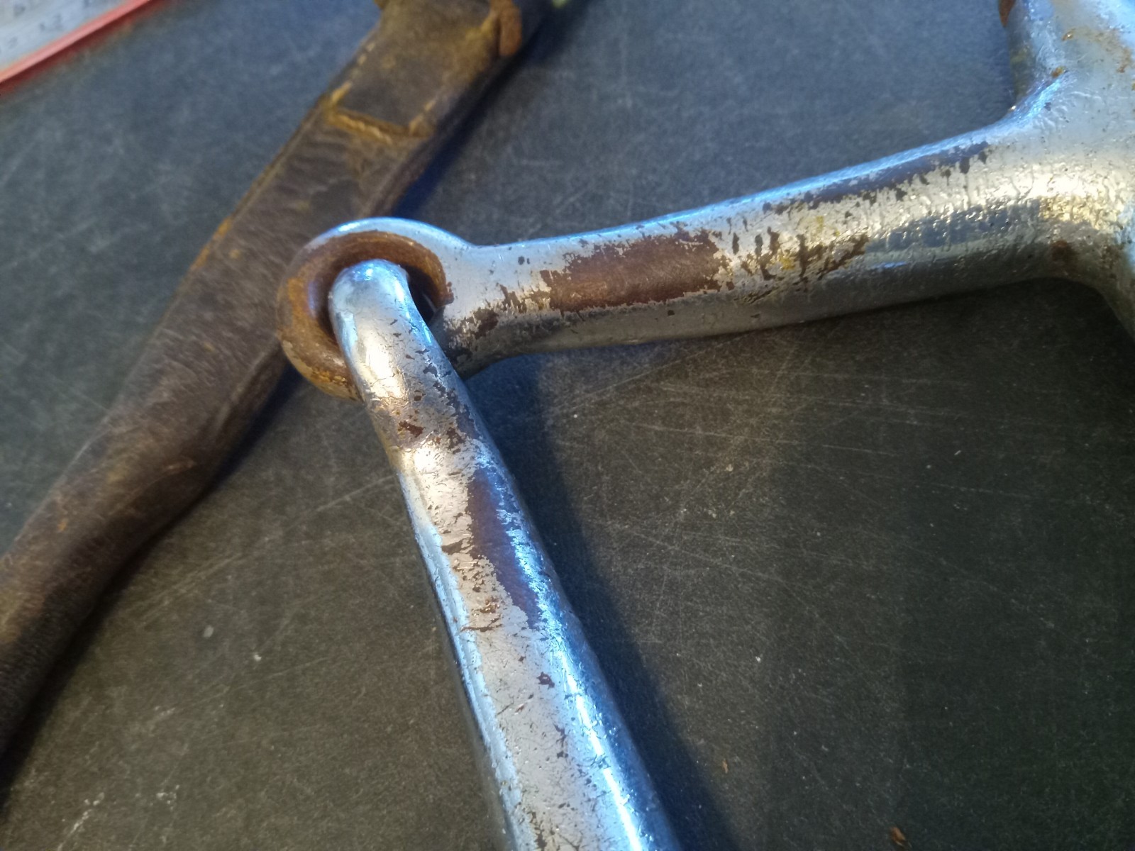 Used eggbutt snaffle bit 6 1/4 mouth gag bit