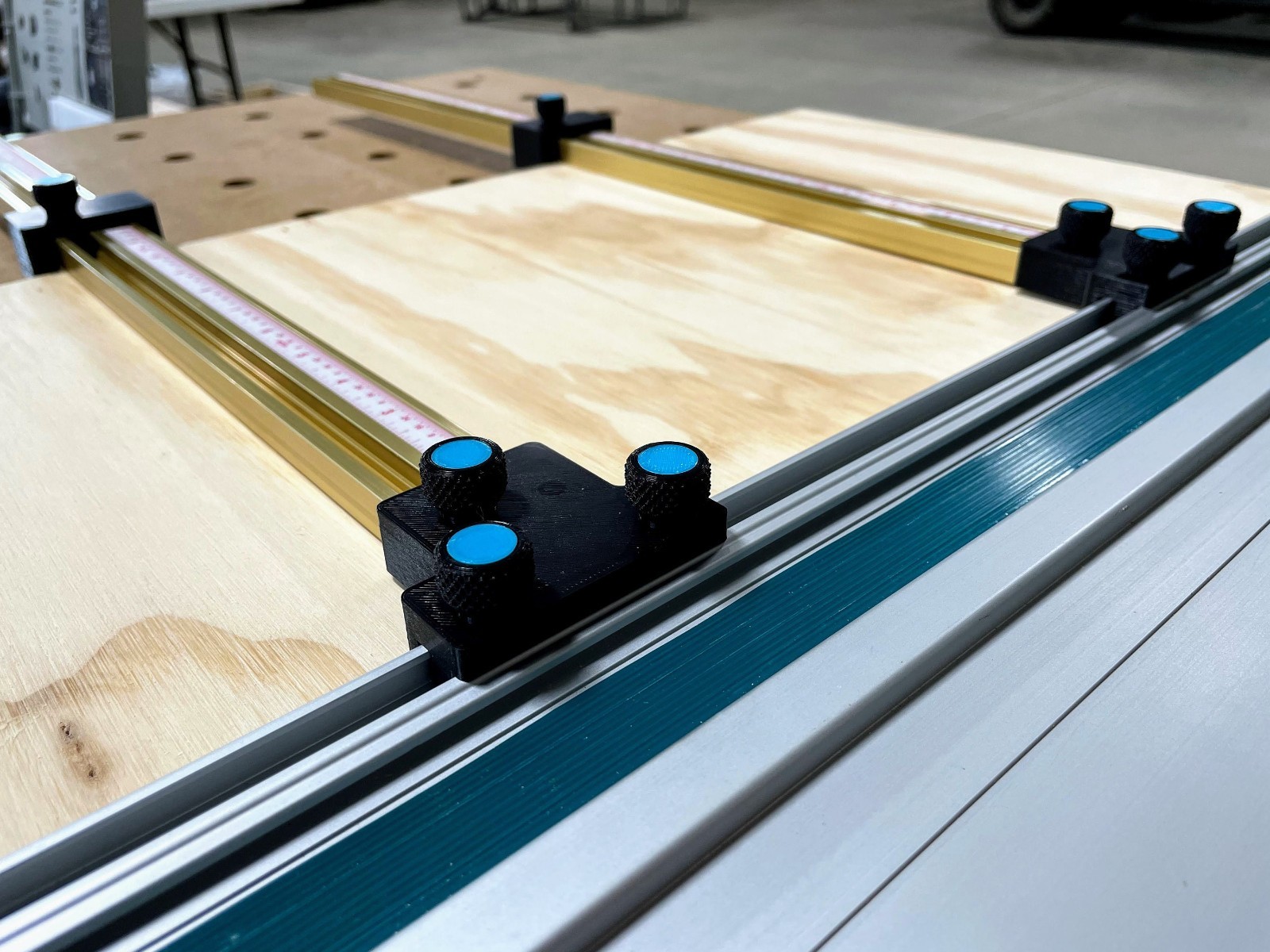 Parallel Guide System for Track Saws & Guide Rails Precision Cutting