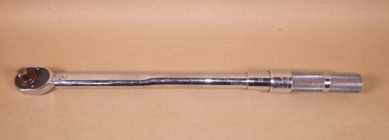 1/2" Drive 30-150 Ft Lbs Click Type Adjustable Torque Wrench Proto 6016