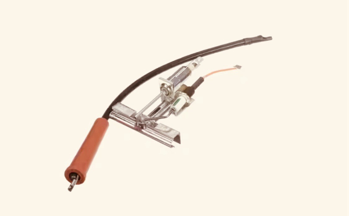 P. Henny Penny 183950-002 Pilot Burner Assembly Propane Ignitor & Flame Sen OEM