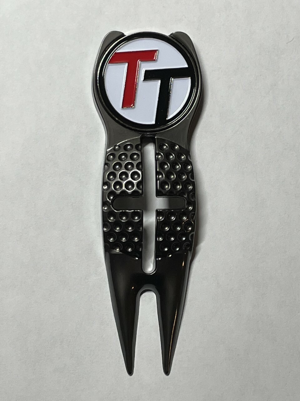 Crosshairs Divot Tool & 1" Flat Coin Style Fine Quality Golf Marker - A Beauty!