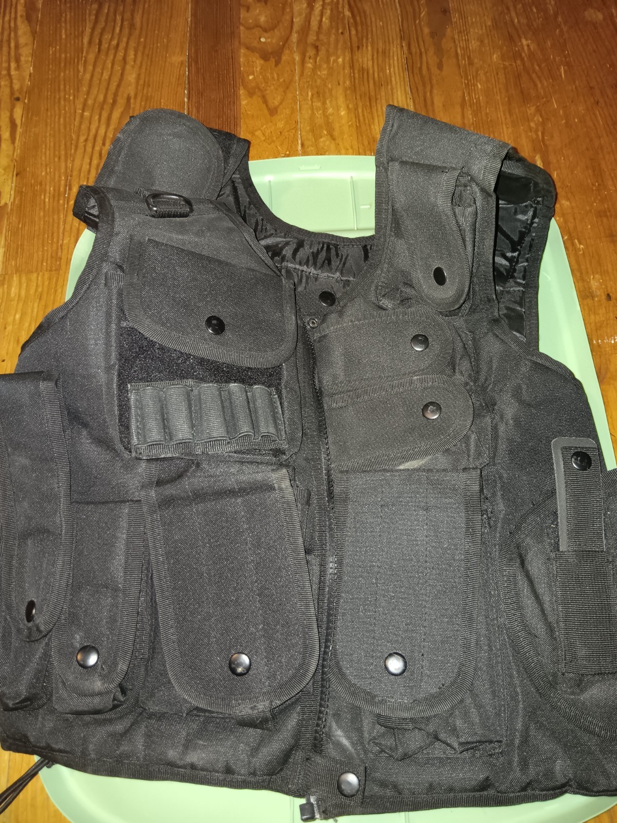 tactical vest black medium