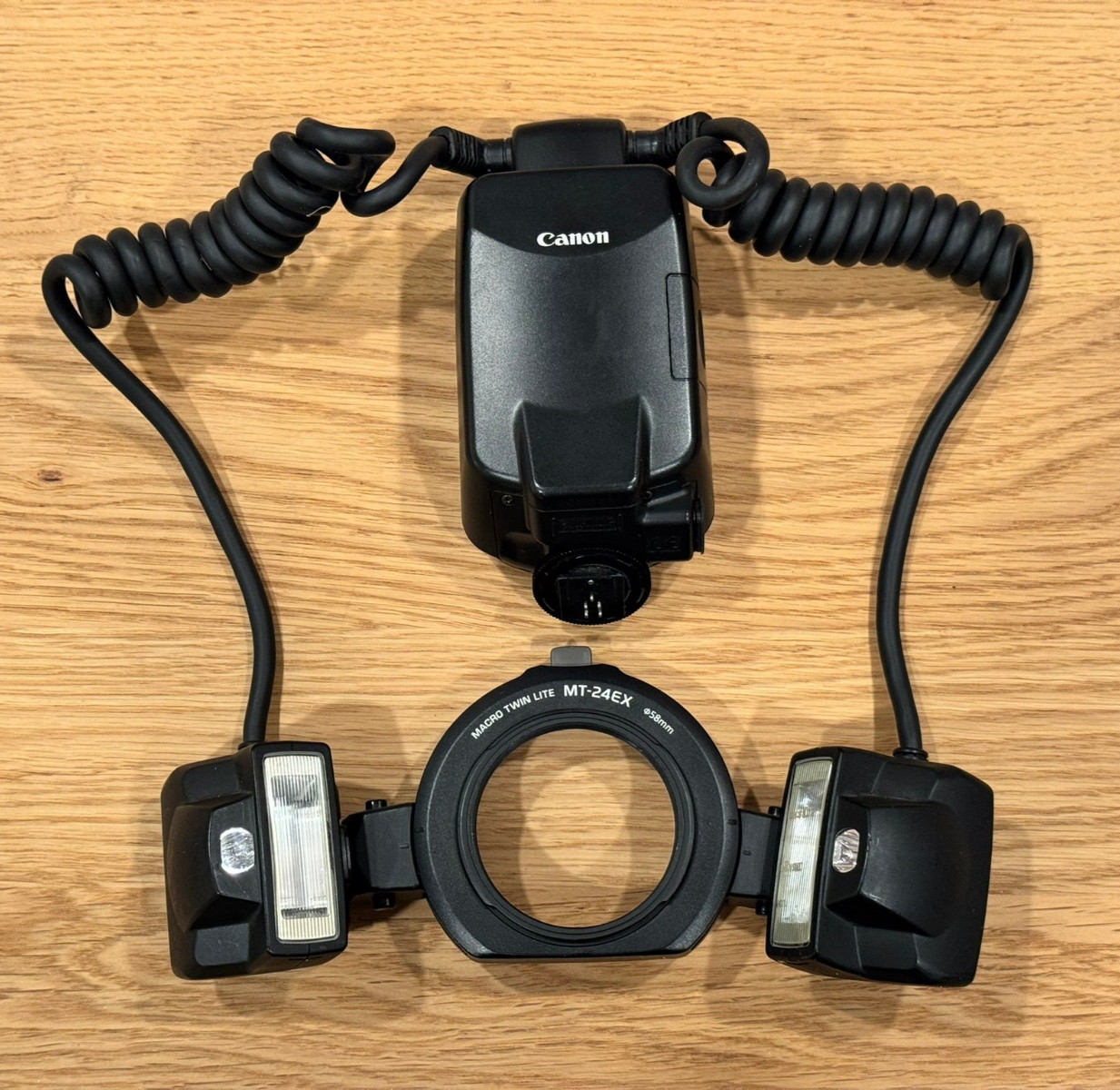 Macro Twin Lite MT-26EX-RT Flash for Canon - Tested Working