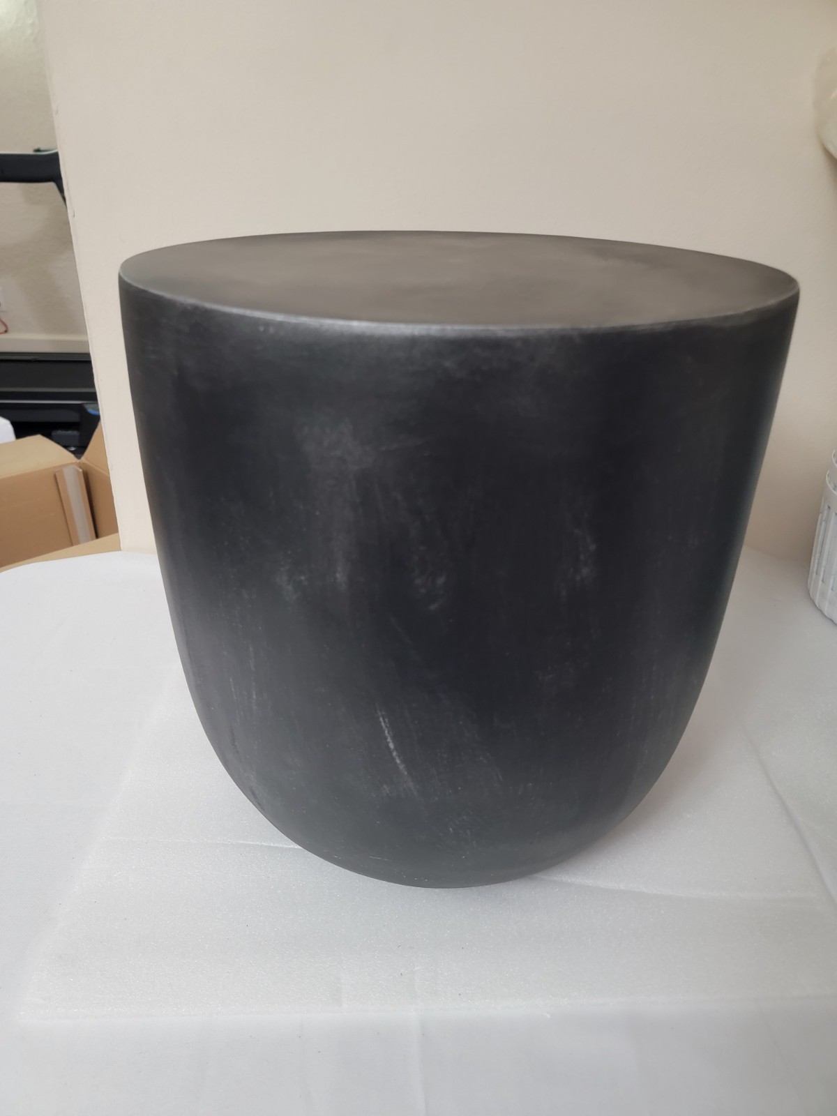 Dexmalle Outdoor LightWeight Concrete Side Table