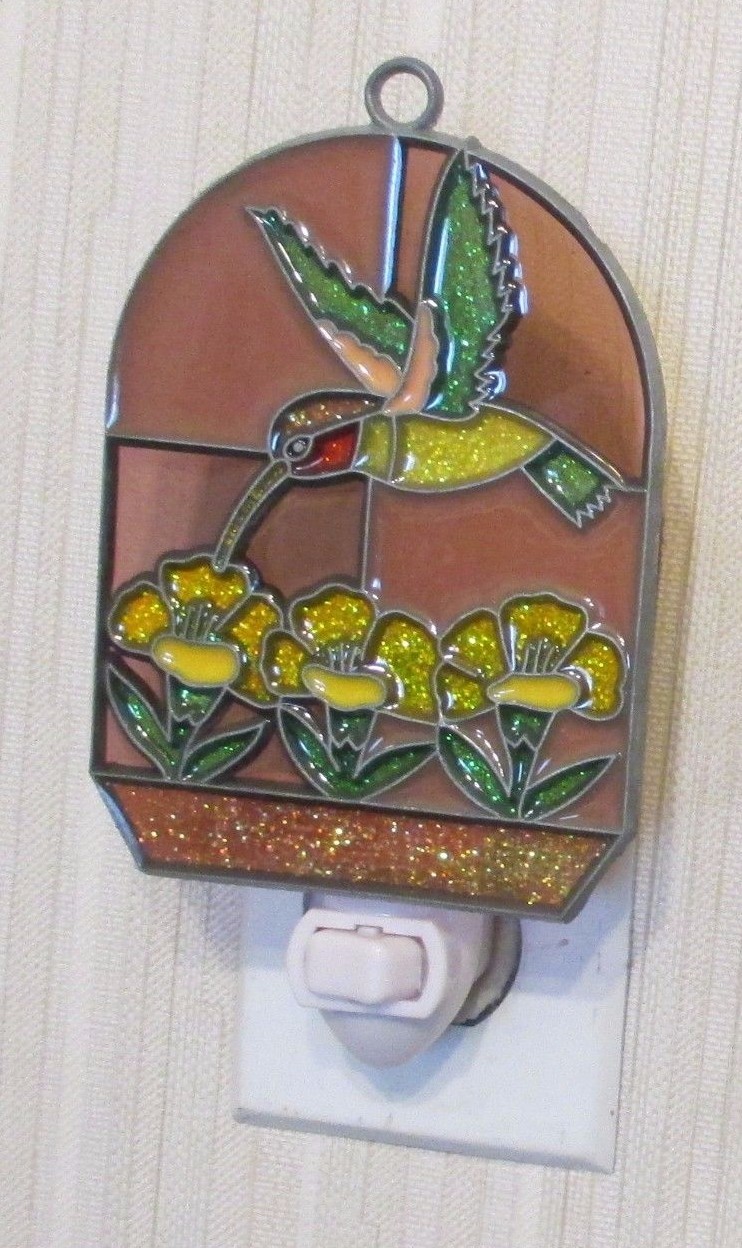 PURPLE HUMMINGBIRD NIGHTLIGHT (BIRDS SUNCATCHER LIGHT)