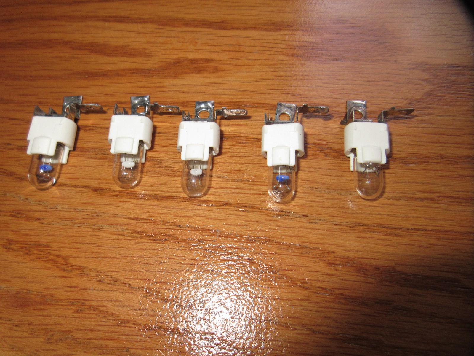 5 Lampholder Socket #b for Bally pinball machines with bulbs #555 HARD TO FIND