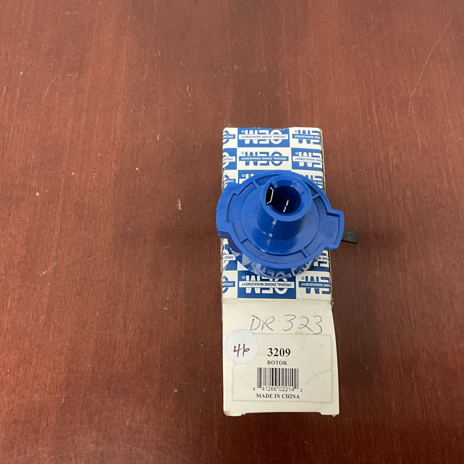 DR-323 3209 DIST ROTOR OEM Original Engine Management