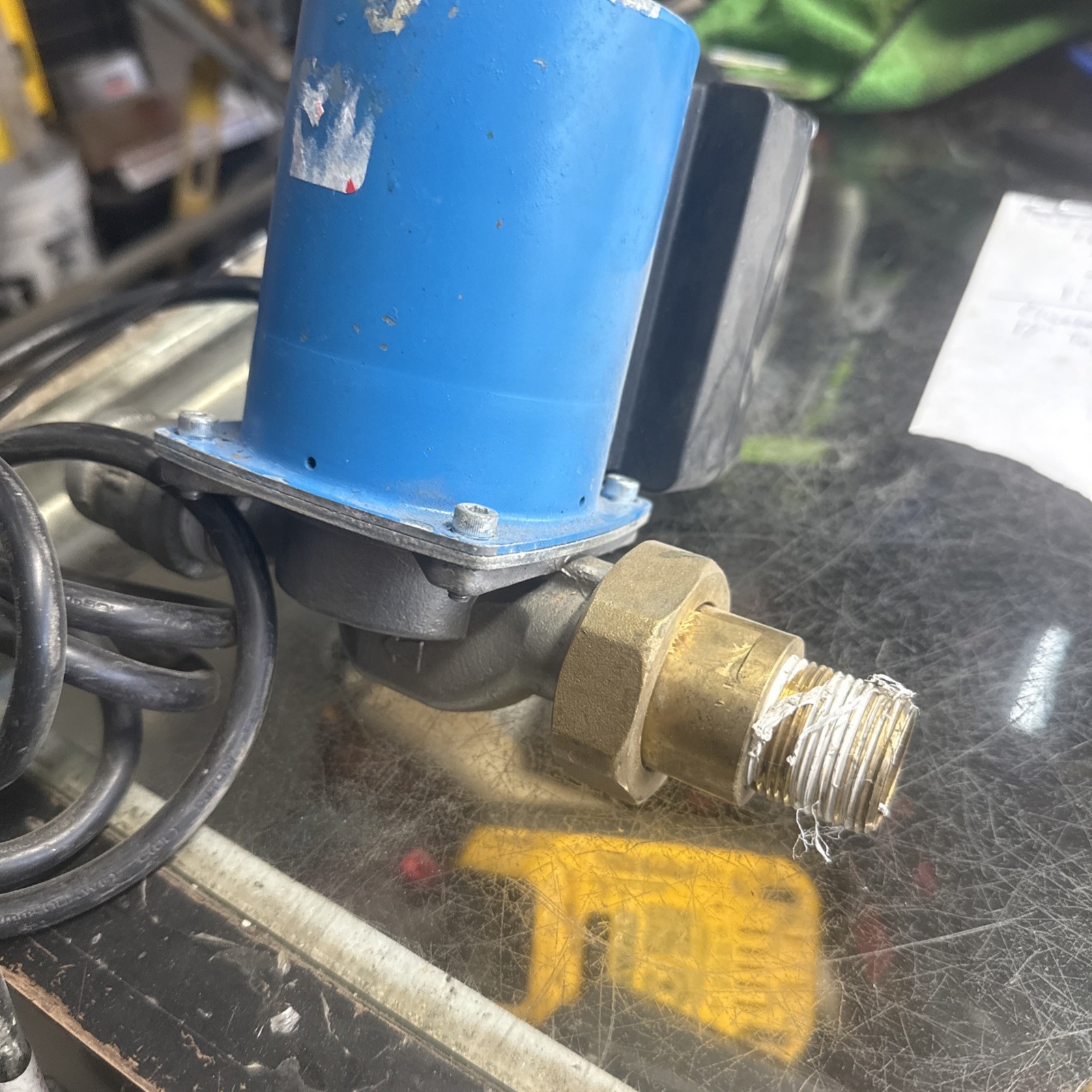 EZ-FLO 70600 Nevercold Hot Water Recirculating Pump Never Cold Free Shipping