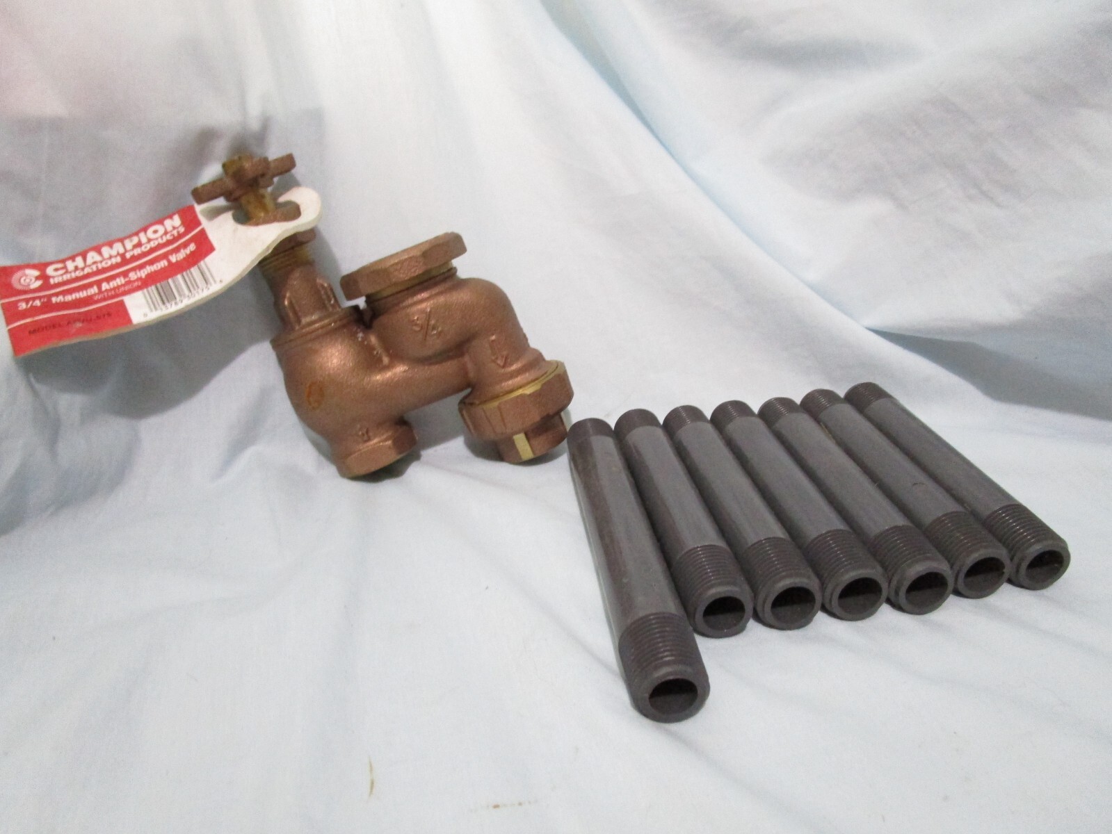 Champion 3/4" Manual Anti-Siphon Valve /Union #ASVU-075-7 & 7 half inch nipples