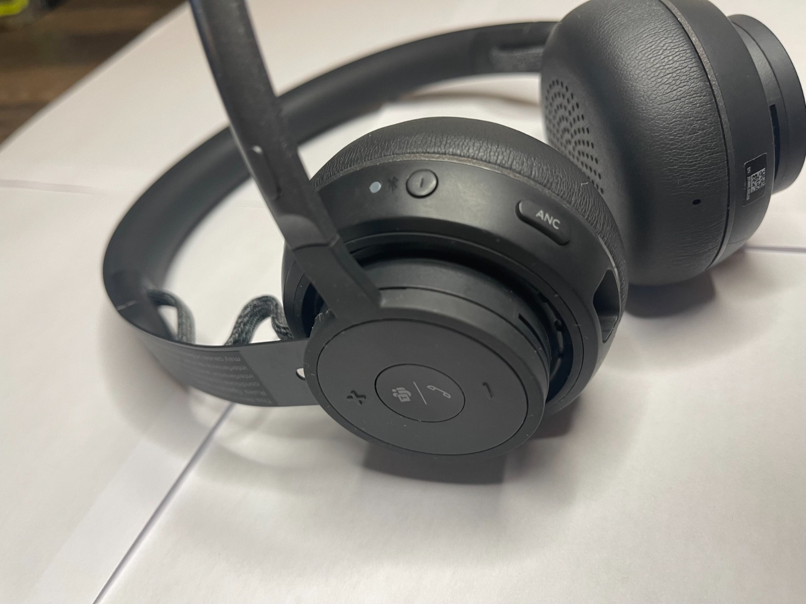 Logitech - Zone Wireless Bluetooth Noise-Cancelling Headset Graphite