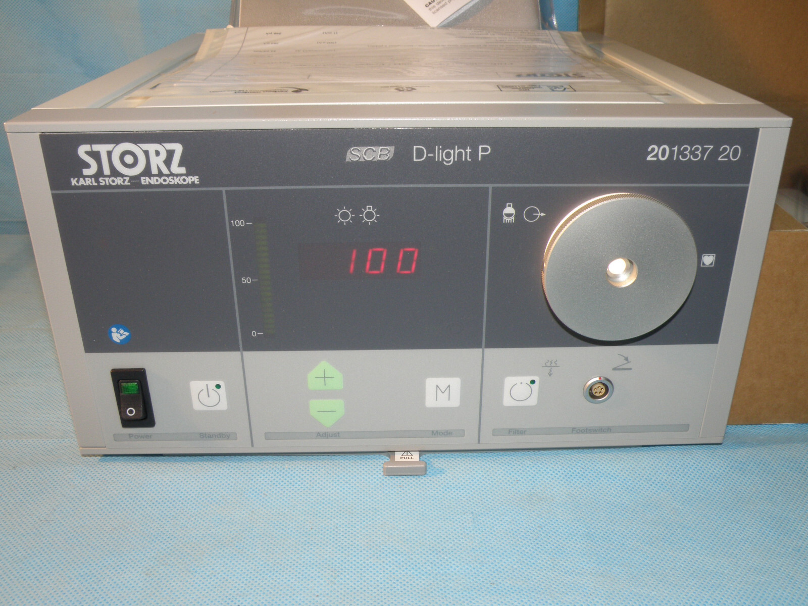 Storz 300 watt Xenon Light Source for Endoscopy