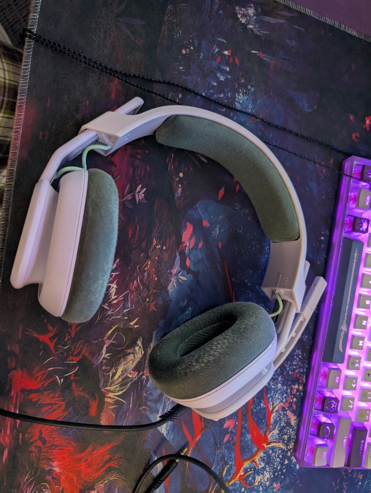 Astro A10 LILAC EDITION - Gen 2 - 3.5MM Wired Gaming Headset PS5 Xbox PC
