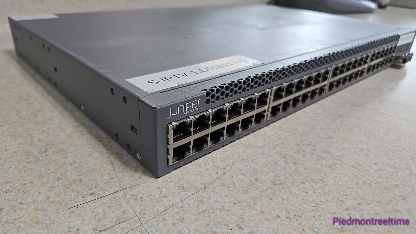 Juniper Networks EX2300 (EX2300-48P) 48 Ports Ethernet Switch