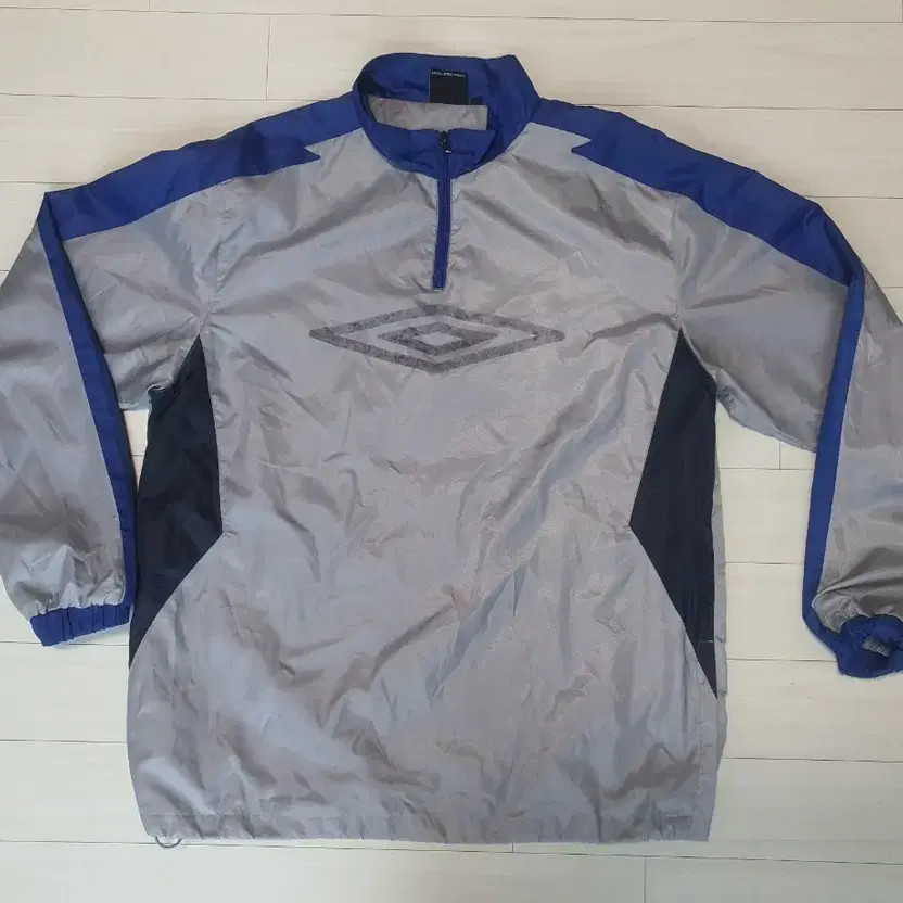 Umbro Anorak Windbreaker Jacket 105 Official