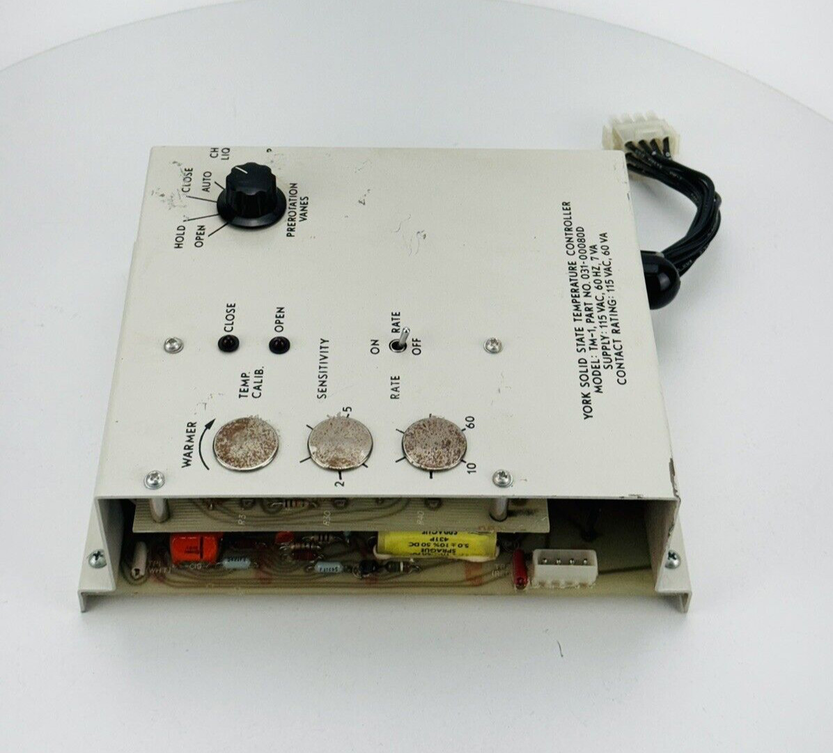 YORK Solid State Temperature Controller TM-1 031-00080D 115V 60Hz 7Va *WARRANTY*