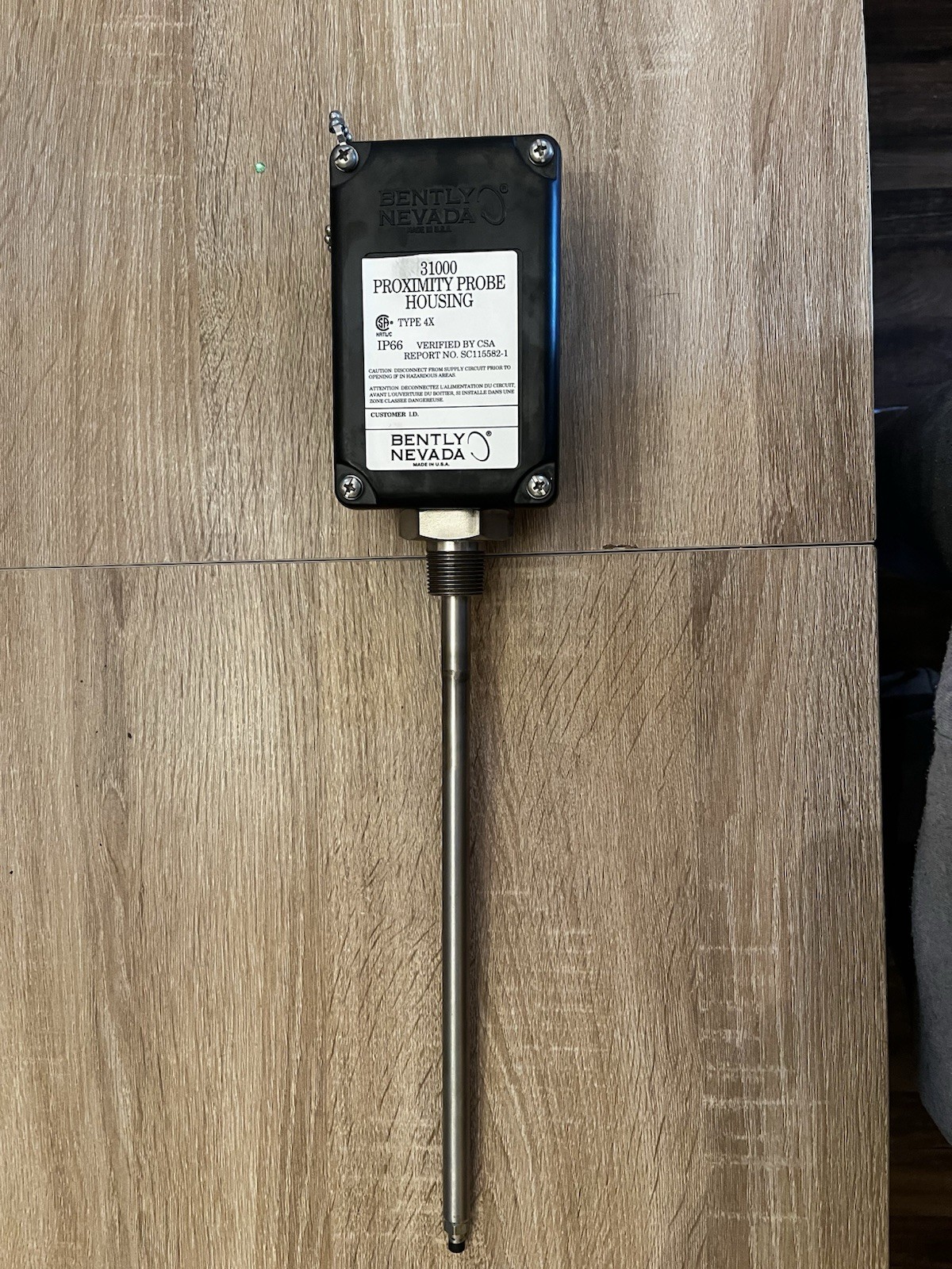 NEW BENTLY NEVADA 3100 PROXIMITY PROBE HOUSING TYPE 4X