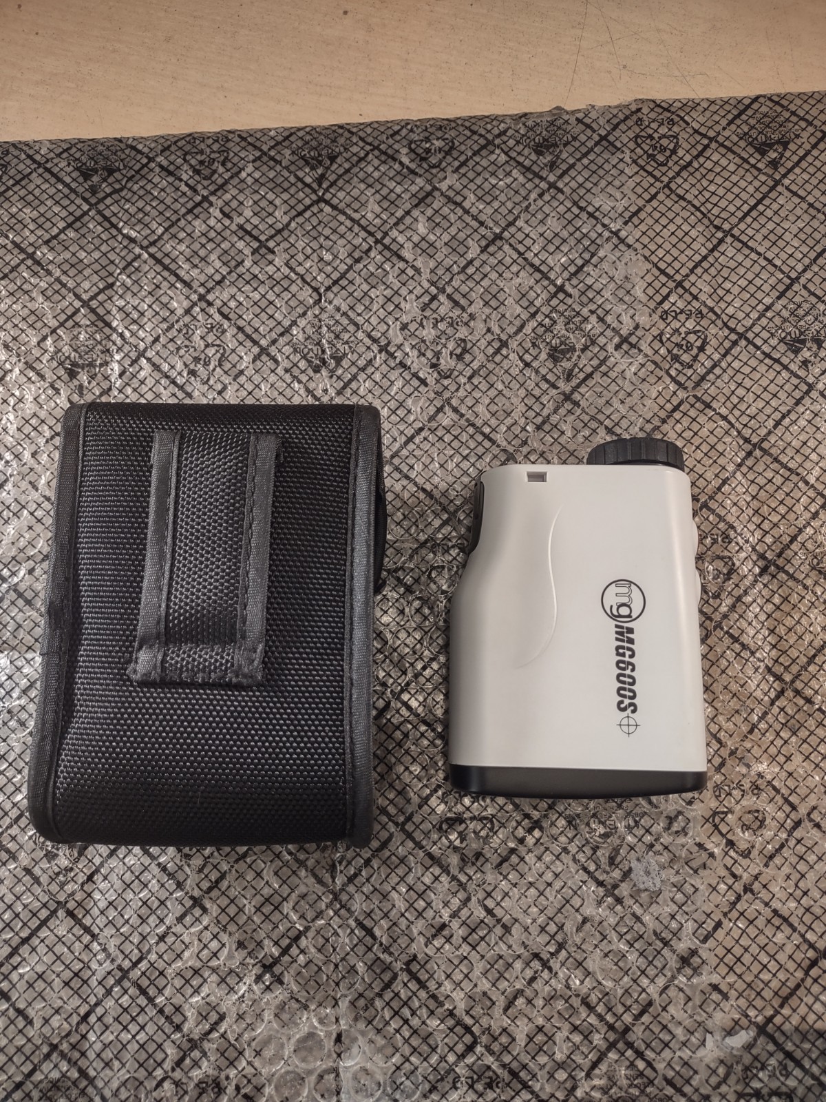 MG MG600S Range Finder w/ Slope + LCD Screen Case Included