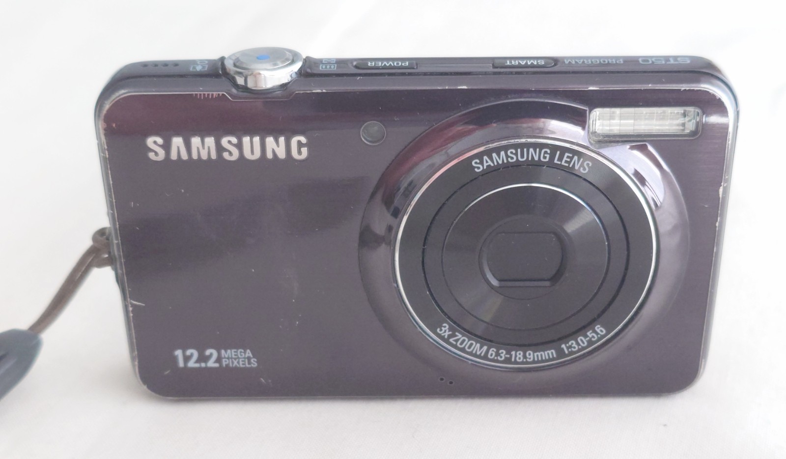 Samsung ST50 12.2MP Digital Compact Camera, With Charging Cable - Working Order