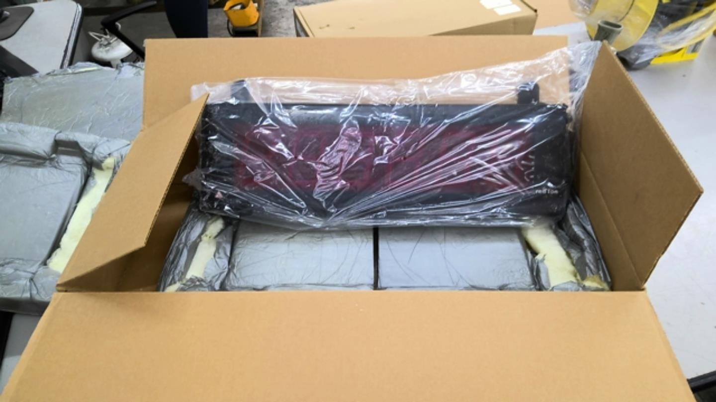 Red Lion LD400600 Controls Digital Counter 5AMPS 1/8HP 120 VAC