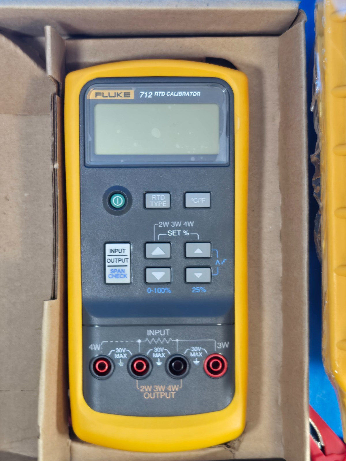 Fluke 712 RTD Calibrator Pristine!