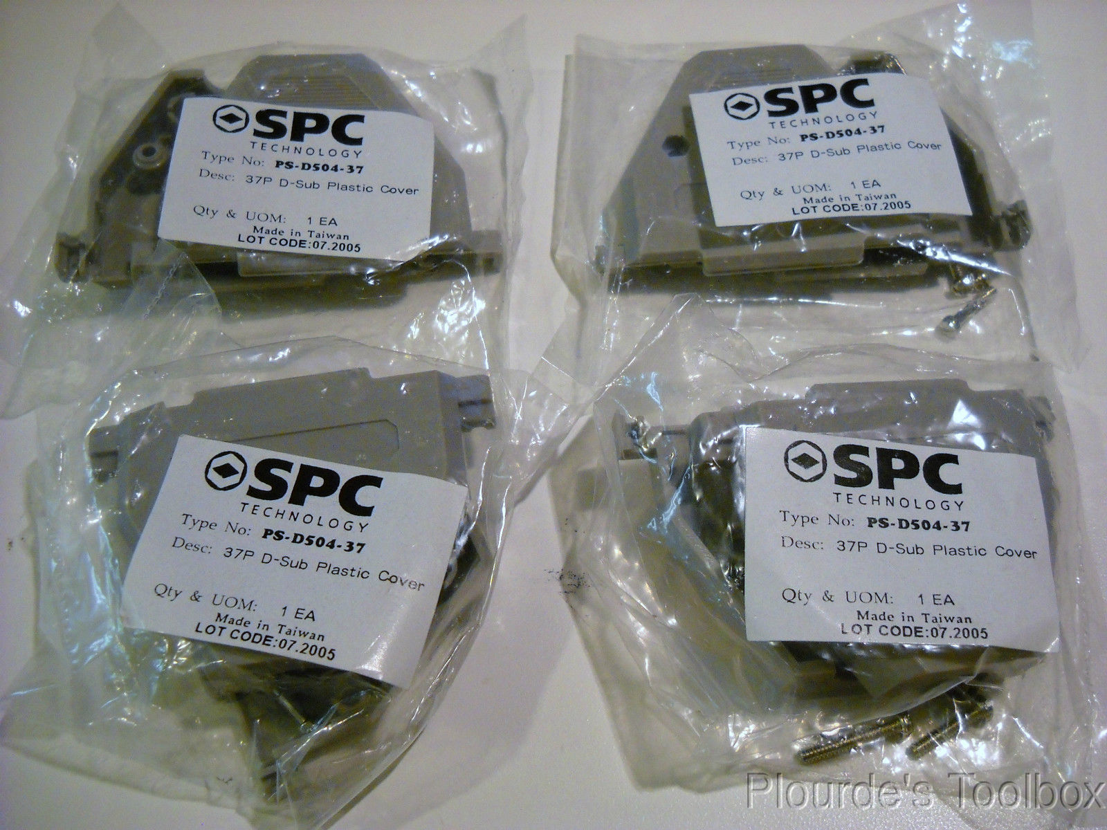 Lot of (4) New SPC Connector Backshell Cover, 37 Position, D-SUB, PS-D504-37