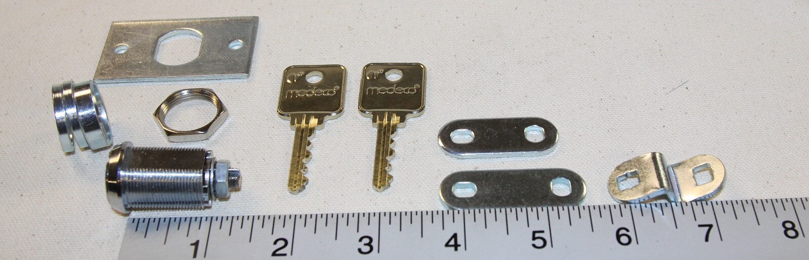 Medeco high security 7/8" cam lock w/ 2 keys & additional mounting hardware