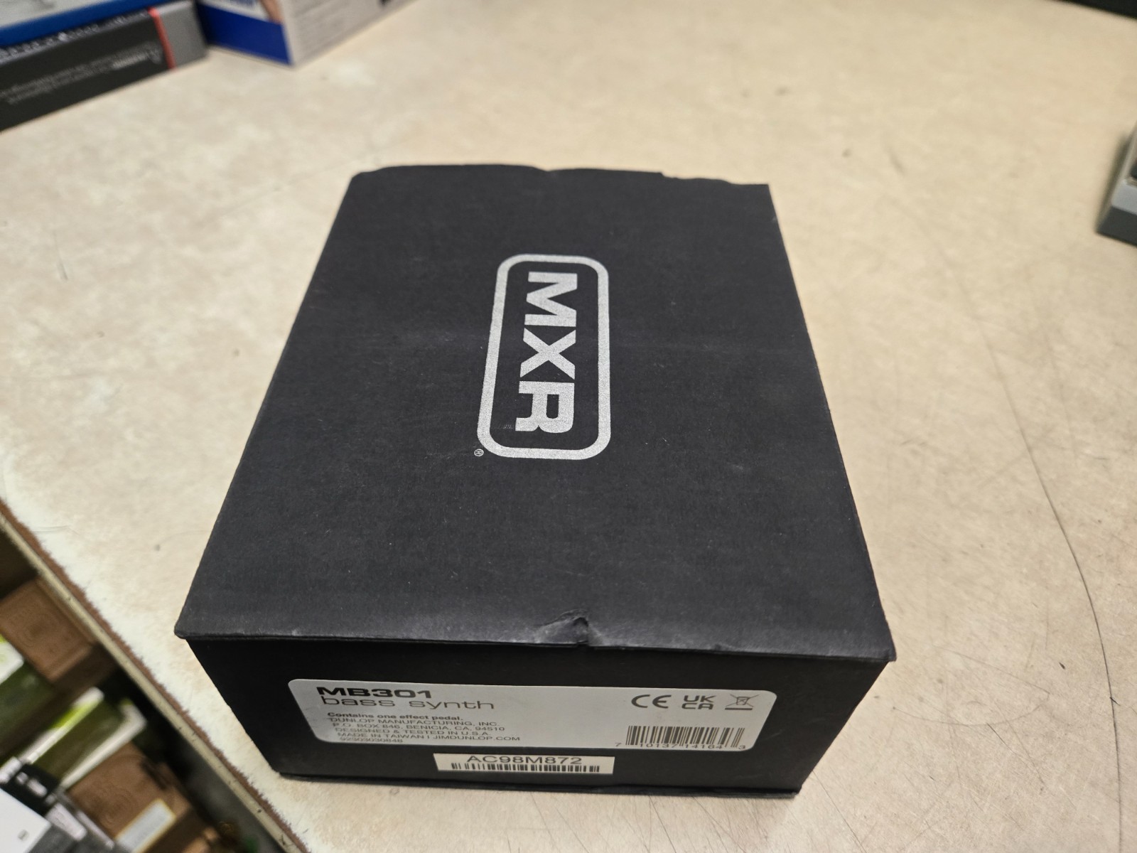 MXR Bass Synth Pedal MB301 Synthesizer Never used!