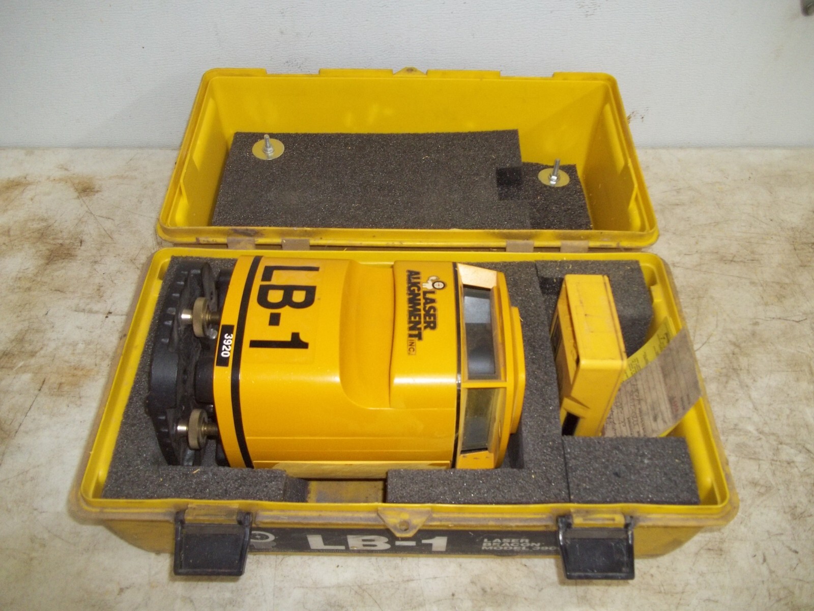LASER ALIGNMENT LASER BEACON LB-1 MODEL 3900 USA MADE SOLD AS-IS FOR PARTS