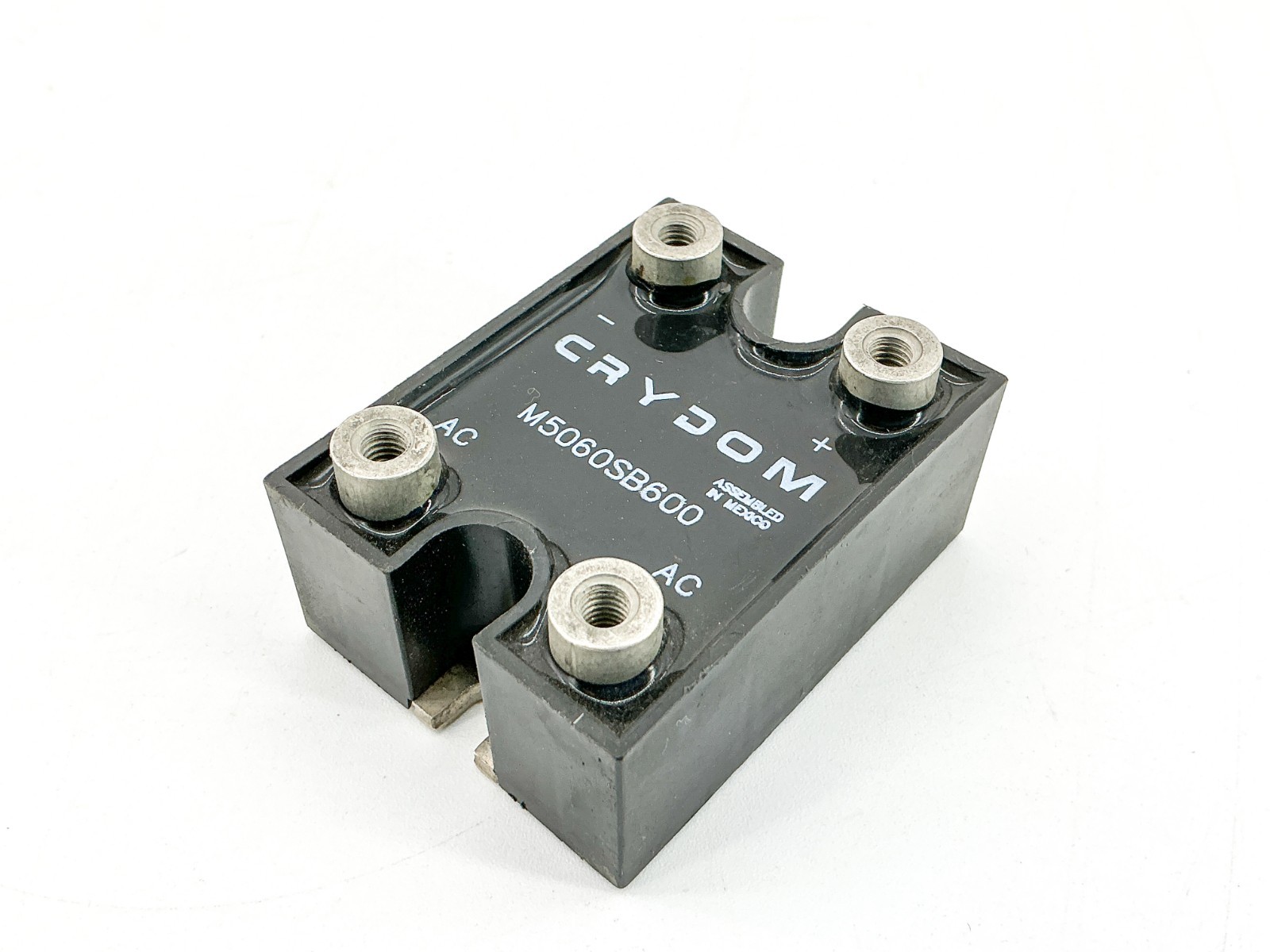 New Crydom M5060SB600 Solid State Relay - No Box