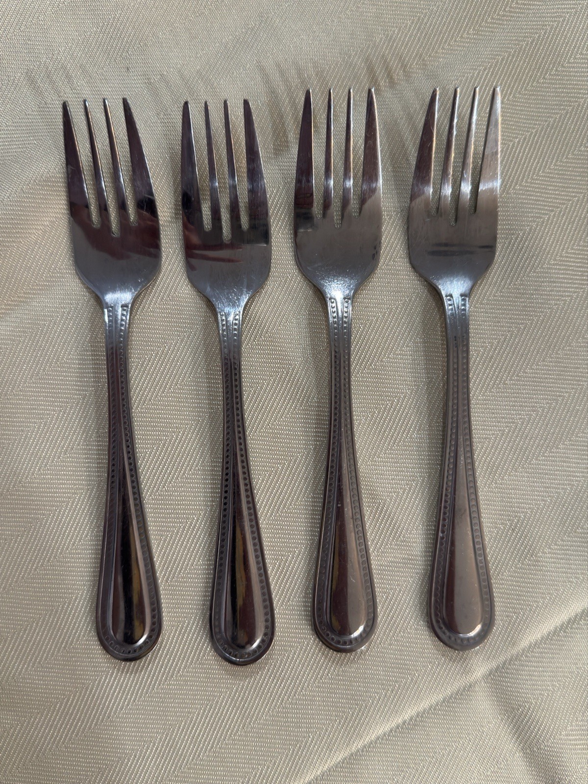 10 Strawberry Street Beaded Edge Salad Forks Set of 4 Stainless Steel