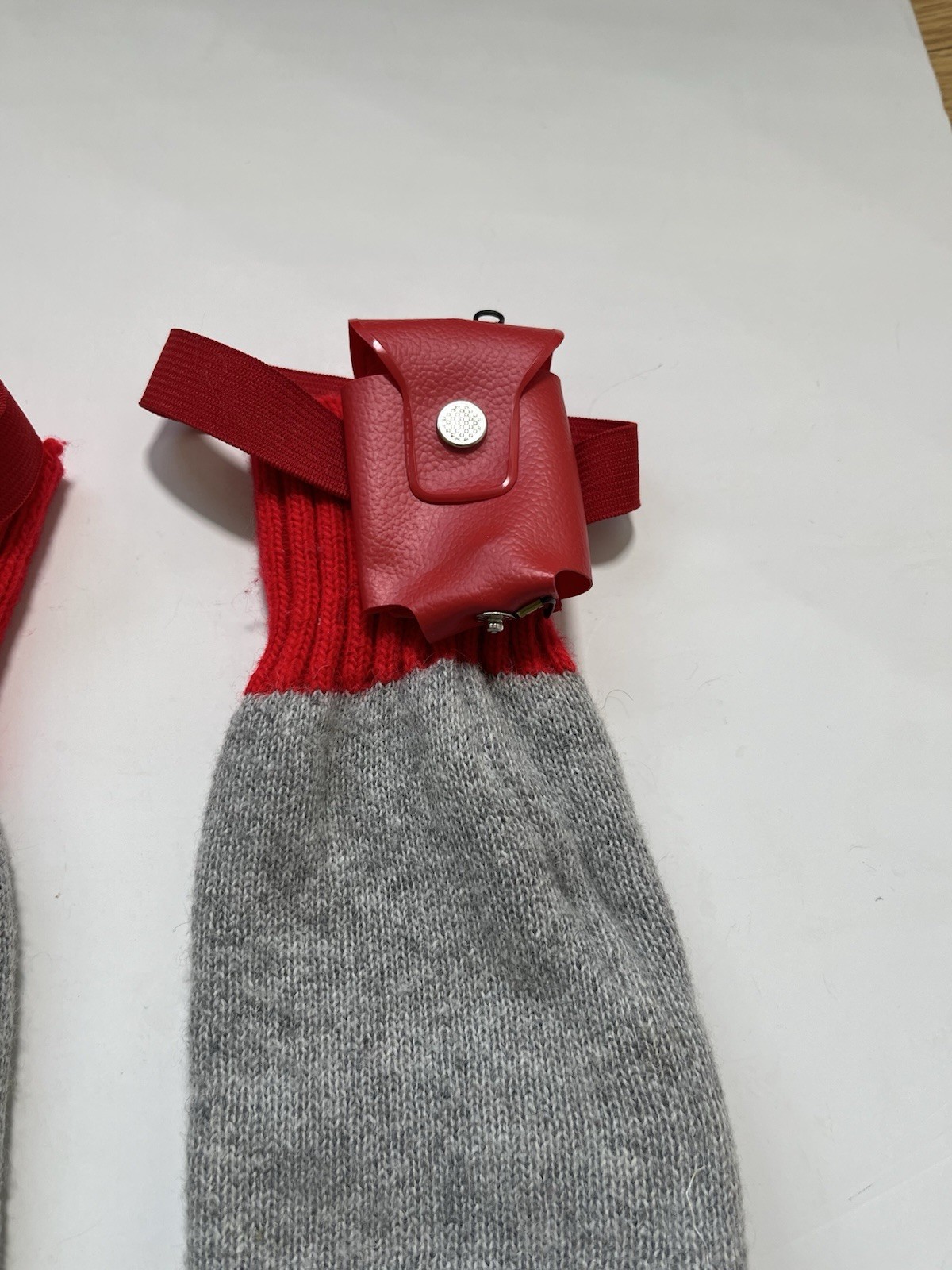 Vintage 1986 Lectra-Sox Size Medium 10-11, Model LS3, Uses D Batteries