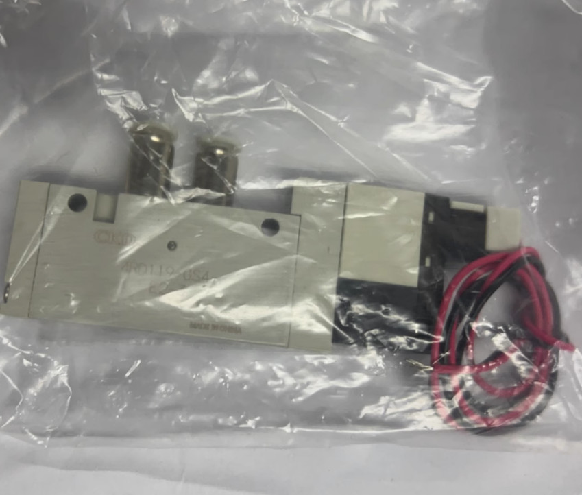 1PC NEW CKD Solenoid valve 4RD119-GS4-E22-3 DC24V #LL