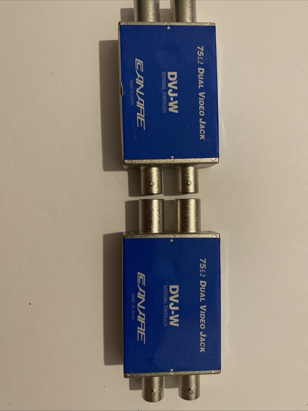 Lot of 2 Canare DVJ-W 75 Ohm Dual Video Jack, Normal Through